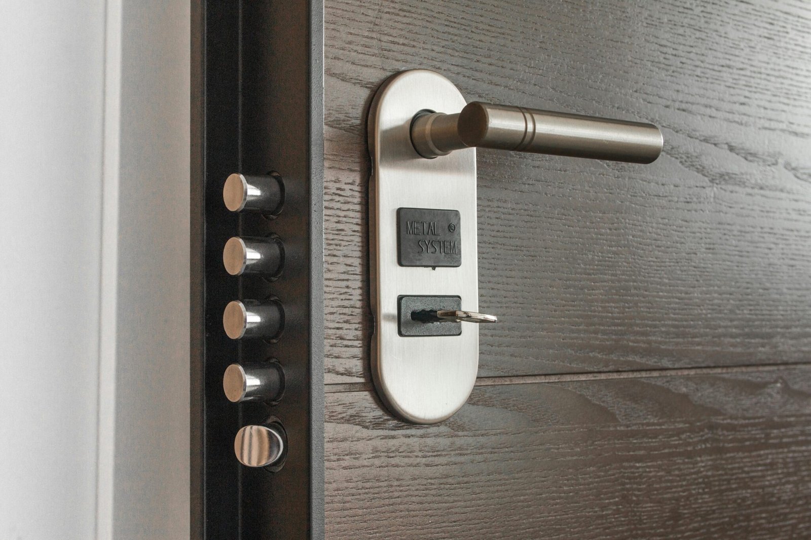 What is a Backset on a Door Lock? - Locksmith Insights