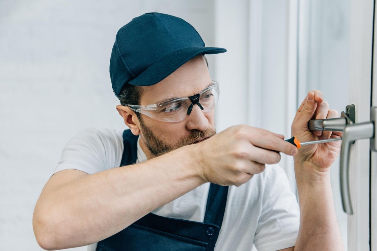 is a locksmith a good career